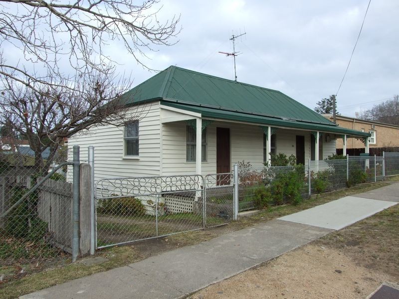 24 Peden Street, Bega NSW 2550