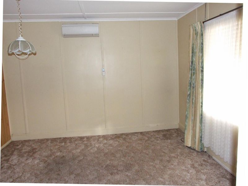 24 Peden Street, Bega NSW 2550