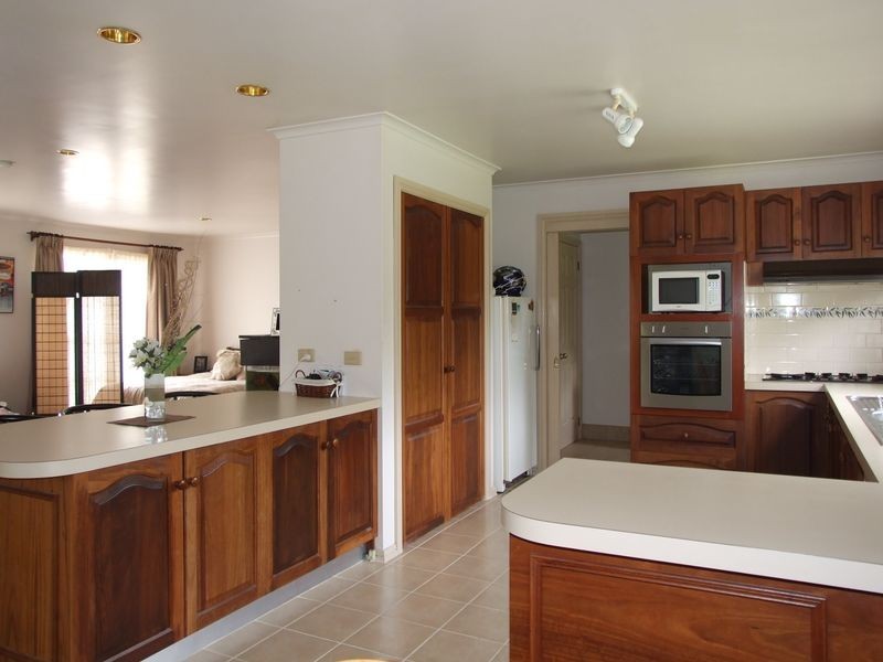 79 East Street, Bega NSW 2550