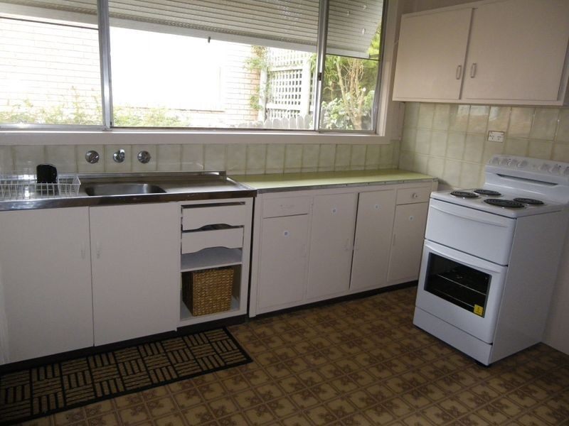 7 Eden Street, Bega NSW 2550