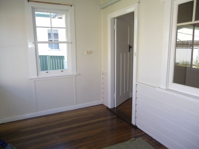 4 Canning Street, Bega NSW 2550