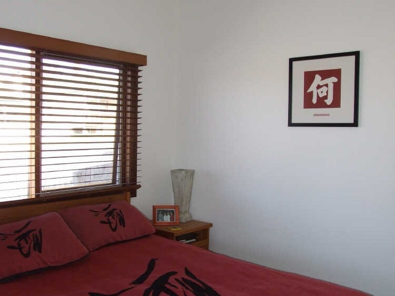 1 Sattler Street, Bega NSW 2550