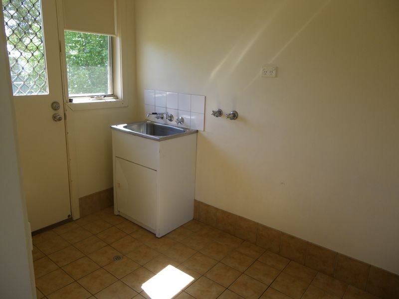 5 Kielpa Place, Bega NSW 2550