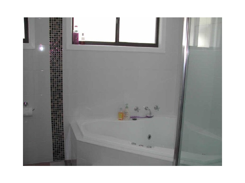 257 Auckland Street, Bega NSW 2550