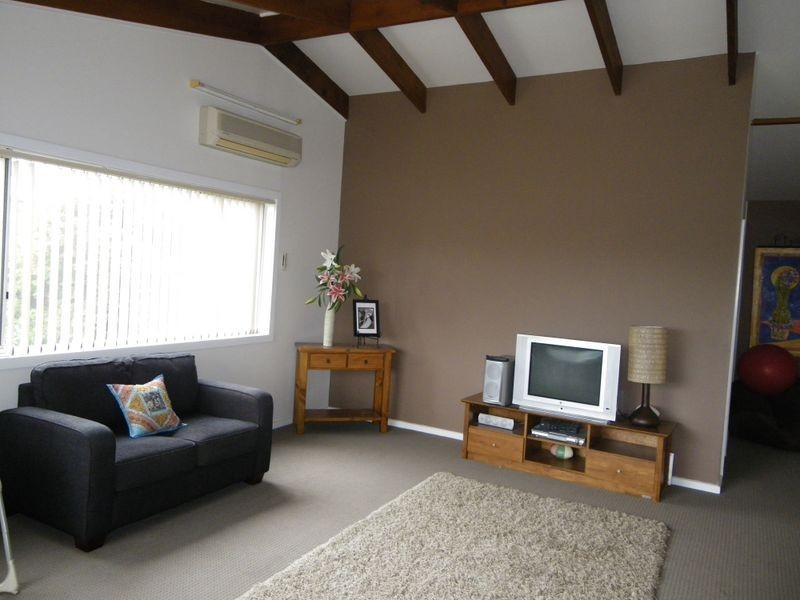 4 Wallace Street, Bega NSW 2550