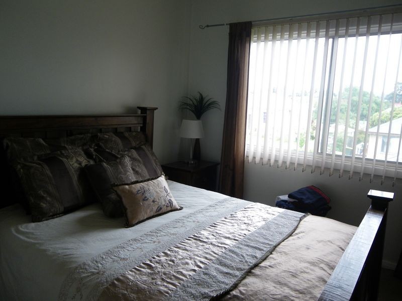 4 Wallace Street, Bega NSW 2550