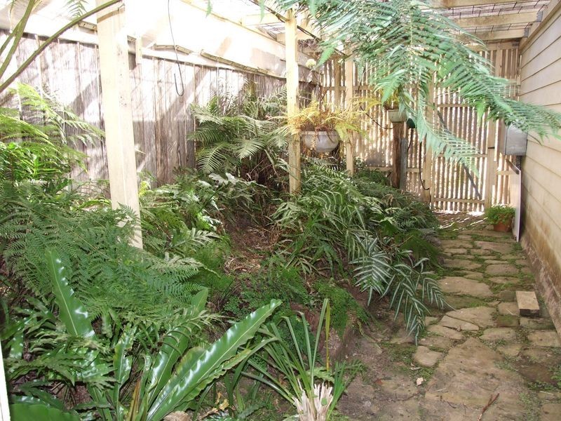 11 Gordon Street, Quaama NSW 2550