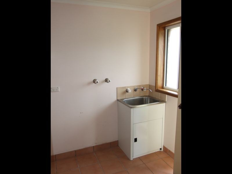 28 Carp Street, Bega NSW 2550