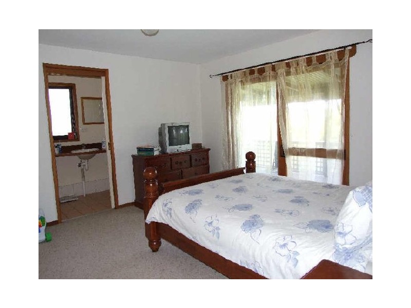 Bega NSW 2550