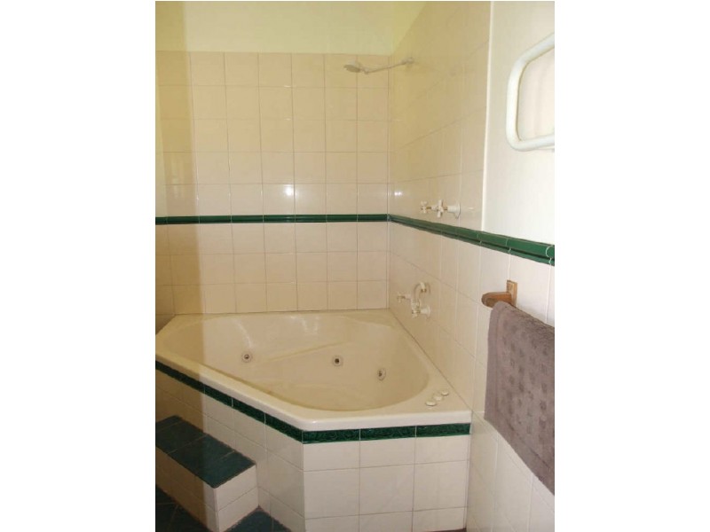 Bega NSW 2550