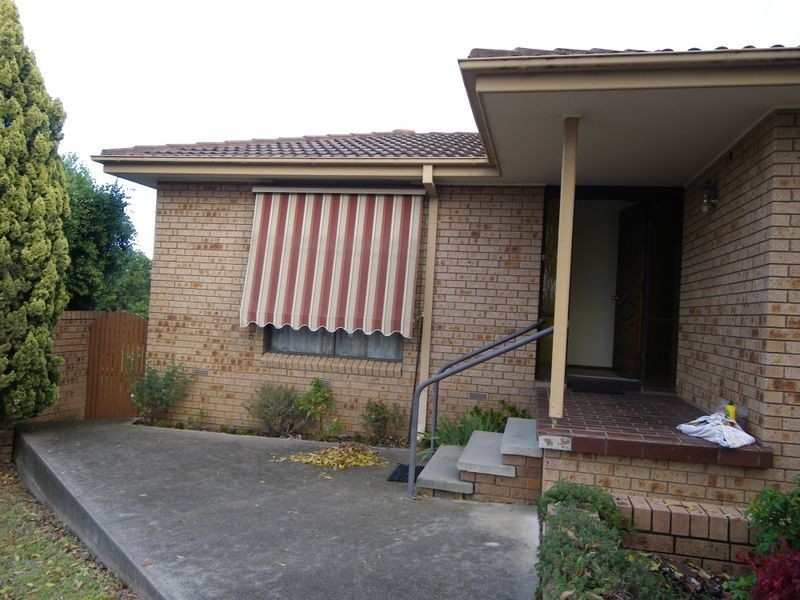 7 Goldberg Place, Bega NSW 2550