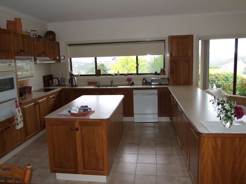 171 Briand Road, Bega NSW 2550