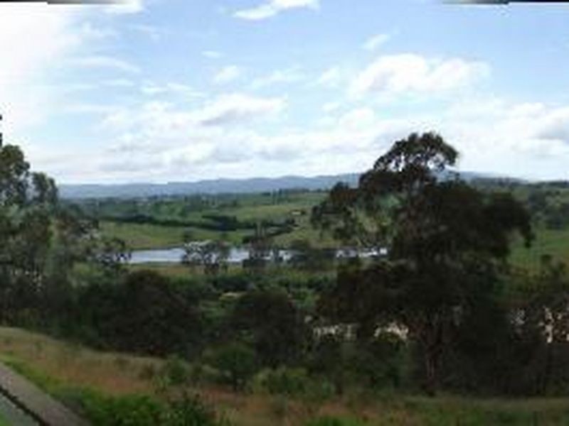 72 Gillcrest Drive, Bega NSW 2550