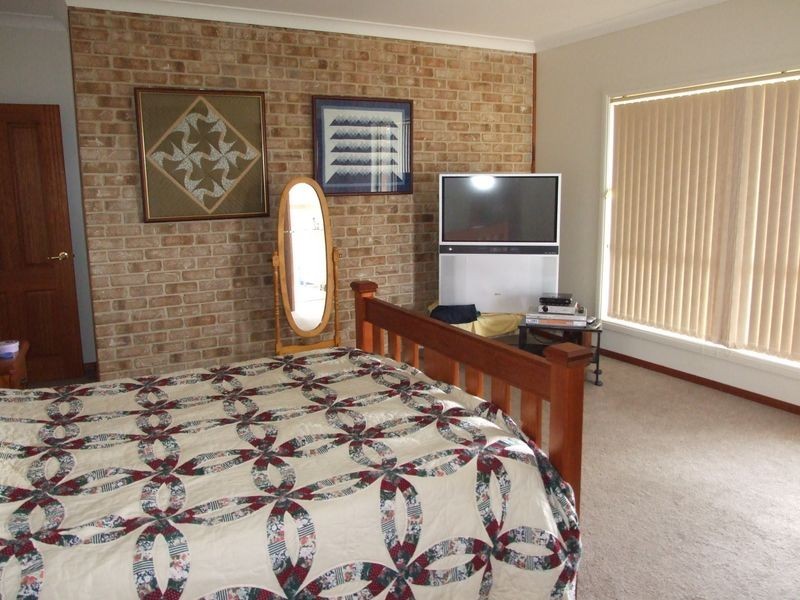 1 Moss Lane, Cobargo NSW 2550