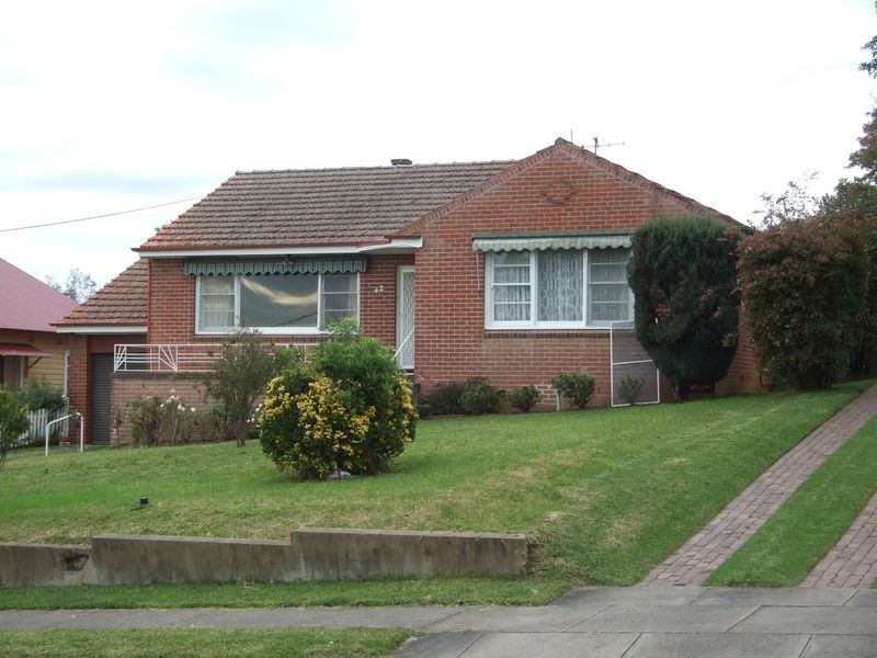 42 Carp Street, Bega NSW 2550