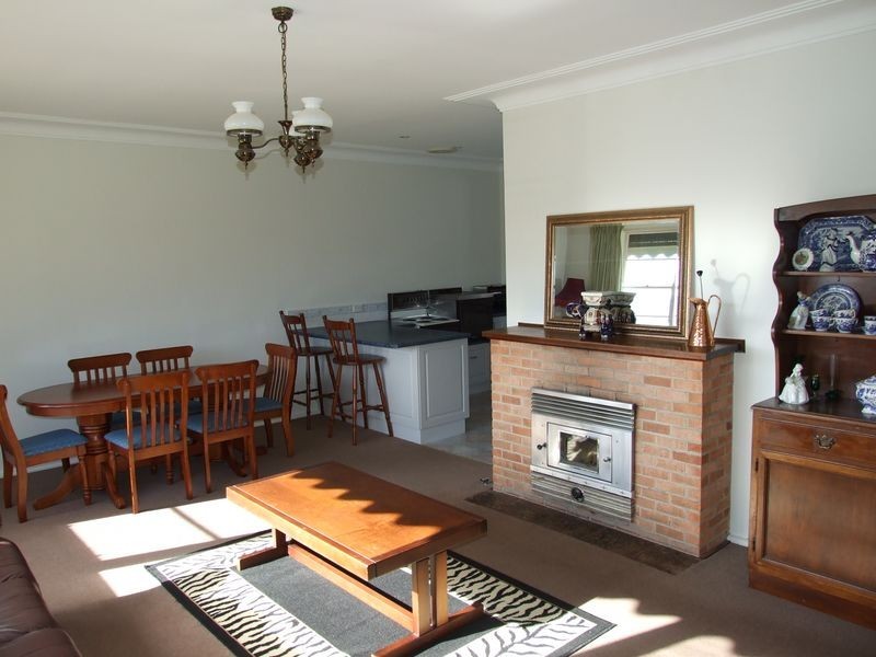 42 Carp Street, Bega NSW 2550