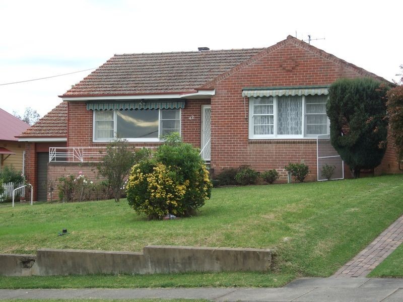 42 Carp Street, Bega NSW 2550