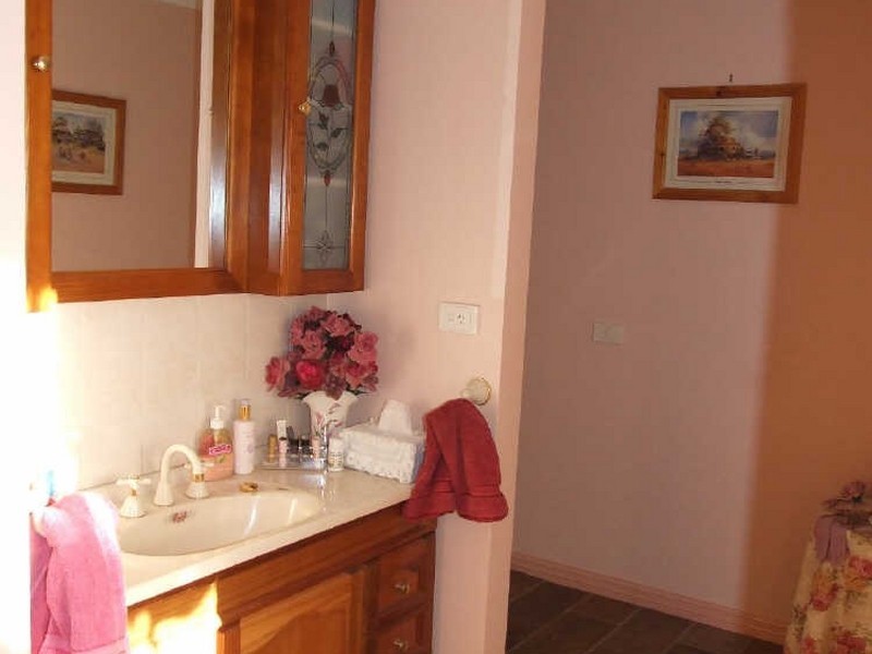 37 Princes Highway, Wolumla NSW 2550