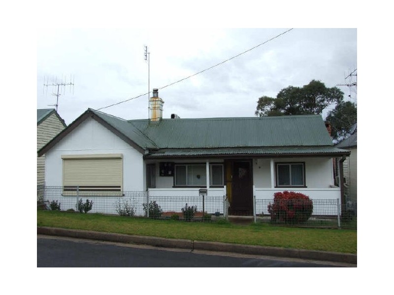 6 Gordon Street, Bega NSW 2550