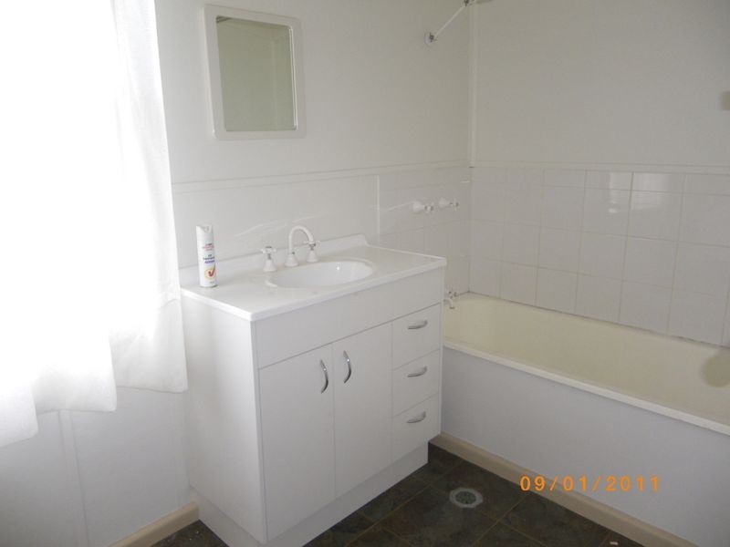 79 East Street, Bega NSW 2550