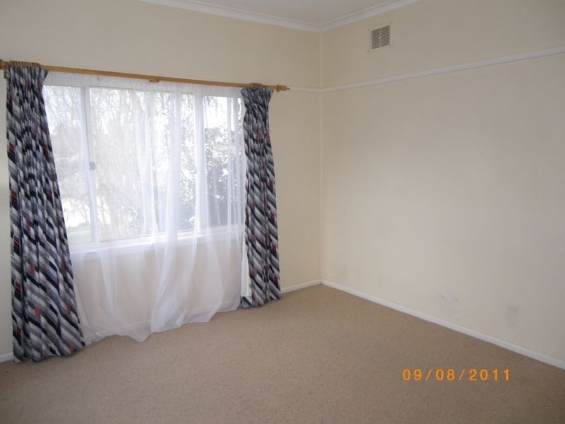 57 Meringo Street, Bega NSW 2550