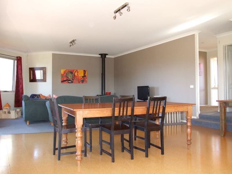 9 Bridle Place, Bega NSW 2550