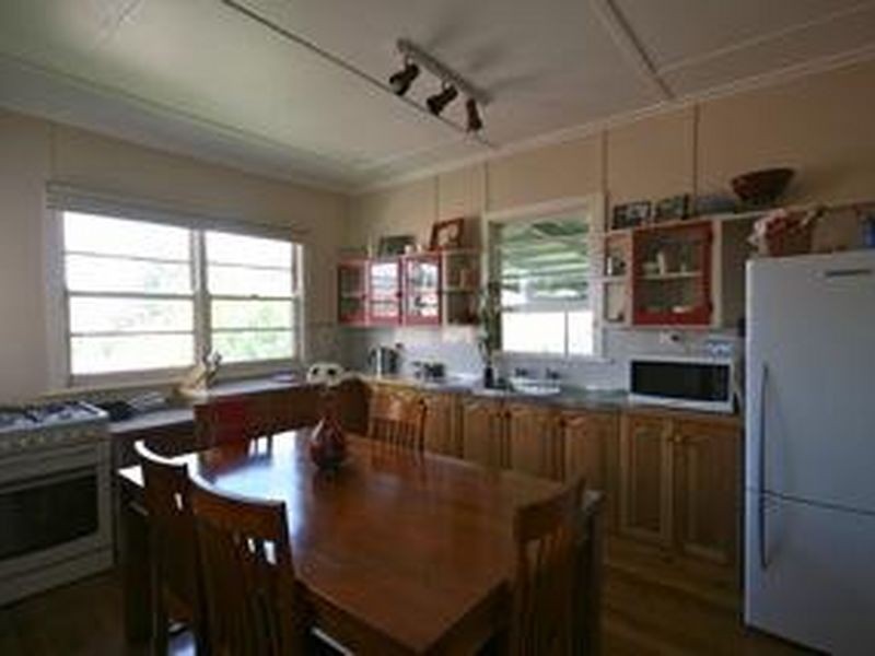 28 Fairview Street, Bega NSW 2550