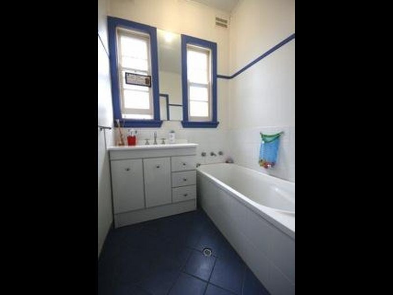 28 Fairview Street, Bega NSW 2550