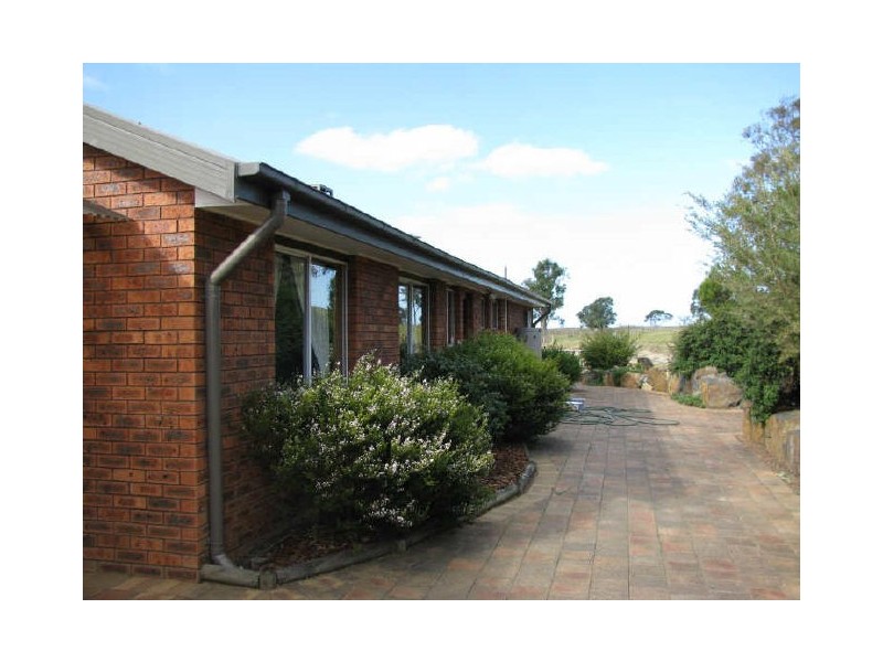 146 Snowy Mountains Highway, Bega NSW 2550