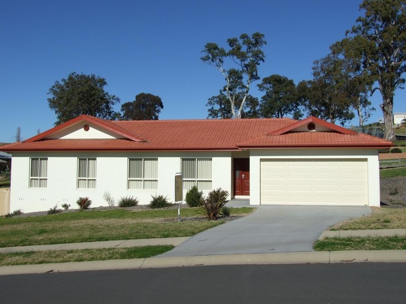 14 Glen Mia Drive, Bega NSW 2550