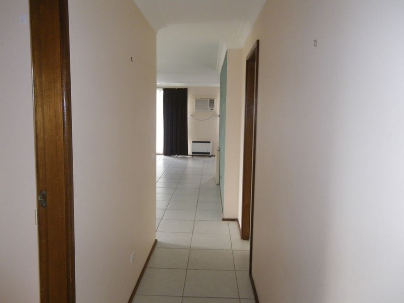 1 Goldberg Place, Bega NSW 2550