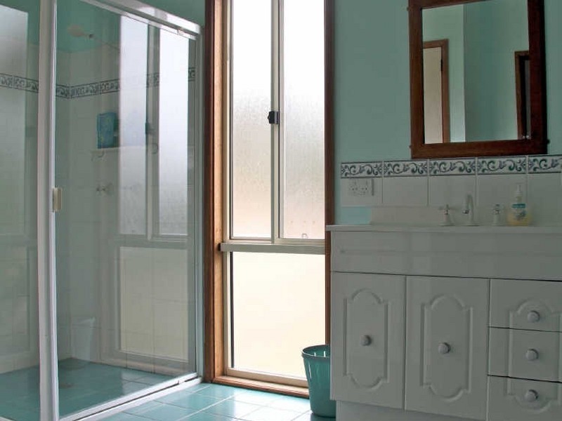 35 Emerald Crescent, Wallagoot NSW 2550