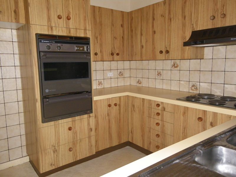 5 Dowling Street, Bega NSW 2550