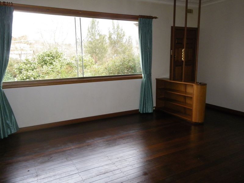 5 Dowling Street, Bega NSW 2550