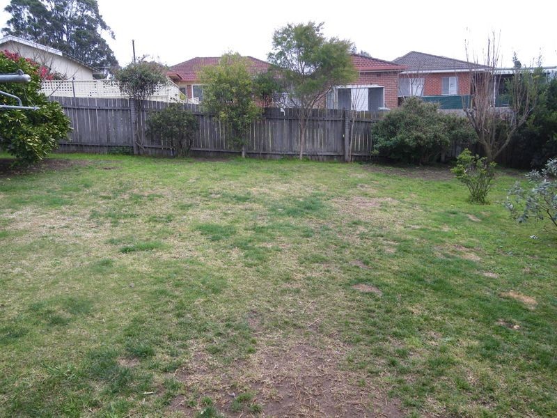 5 Dowling Street, Bega NSW 2550