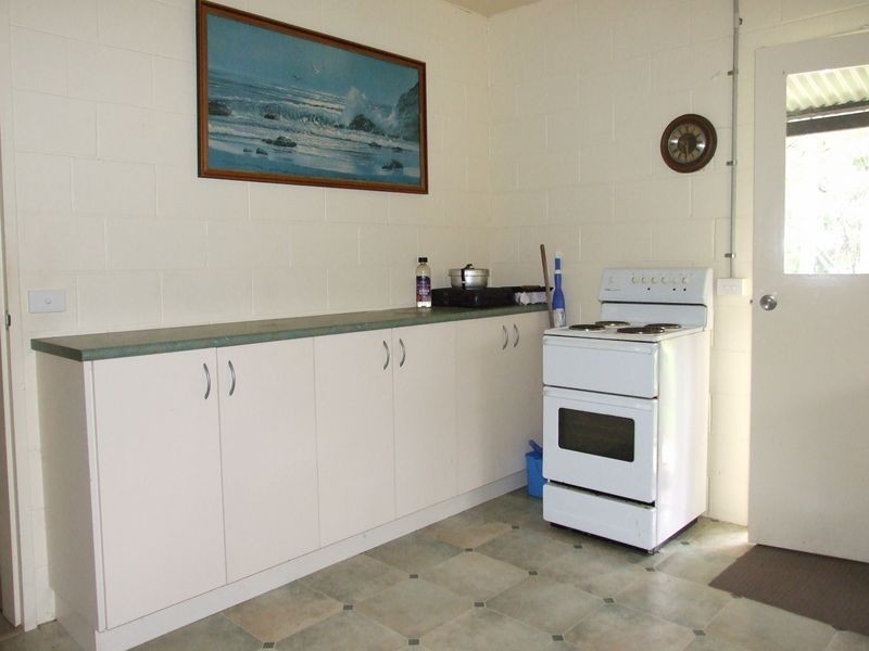 313 Reedy Swamp Road, Tarraganda NSW 2550