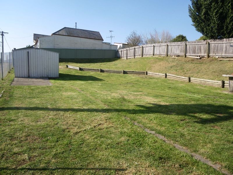 111 Upper Street, Bega NSW 2550