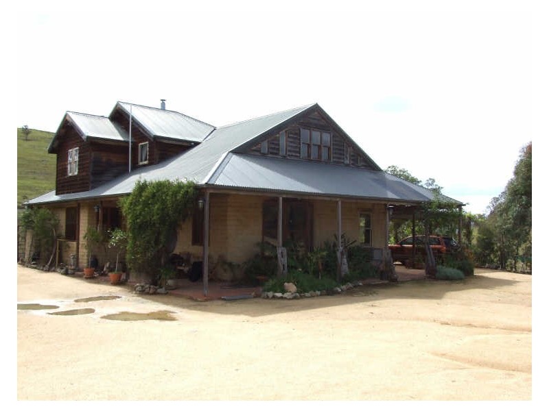 168 Mount Pleasant Road, Bega NSW 2550