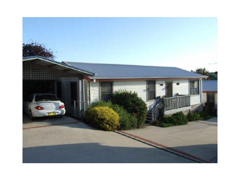 Units 4/11 Eden Street, Bega NSW 2550