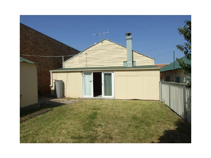 89 Carp Street, Bega NSW 2550