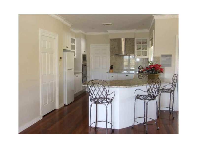 50 Mountview Close, Bega NSW 2550