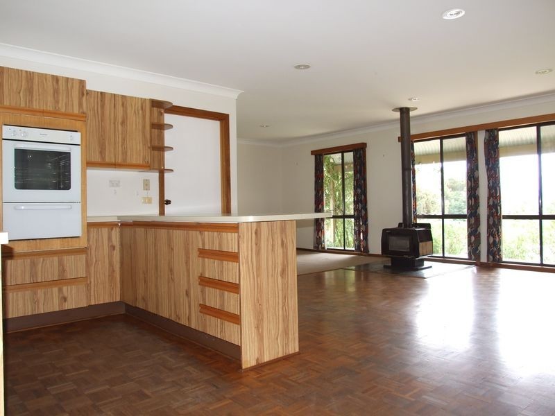 17 Bank Street, Cobargo NSW 2550