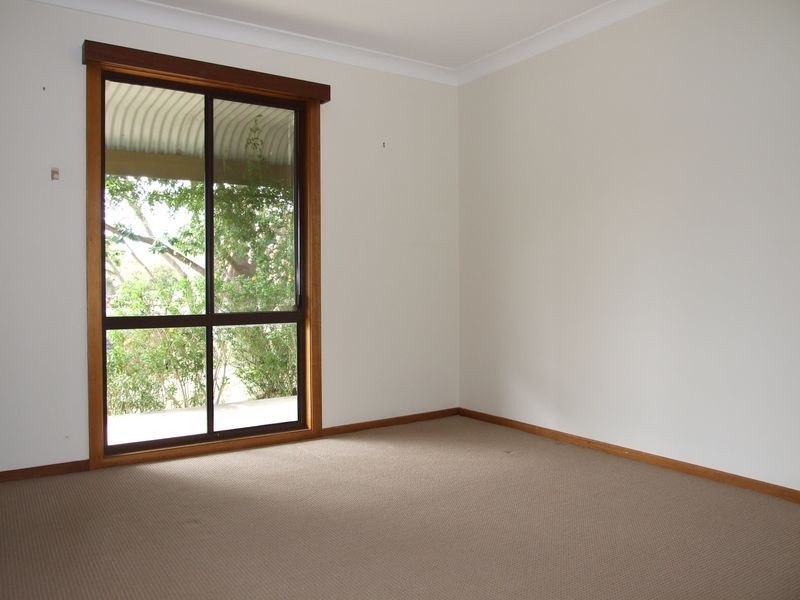 17 Bank Street, Cobargo NSW 2550