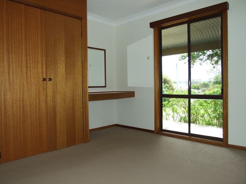 17 Bank Street, Cobargo NSW 2550