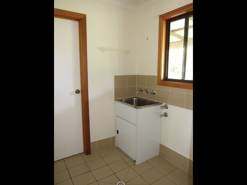 17 Bank Street, Cobargo NSW 2550