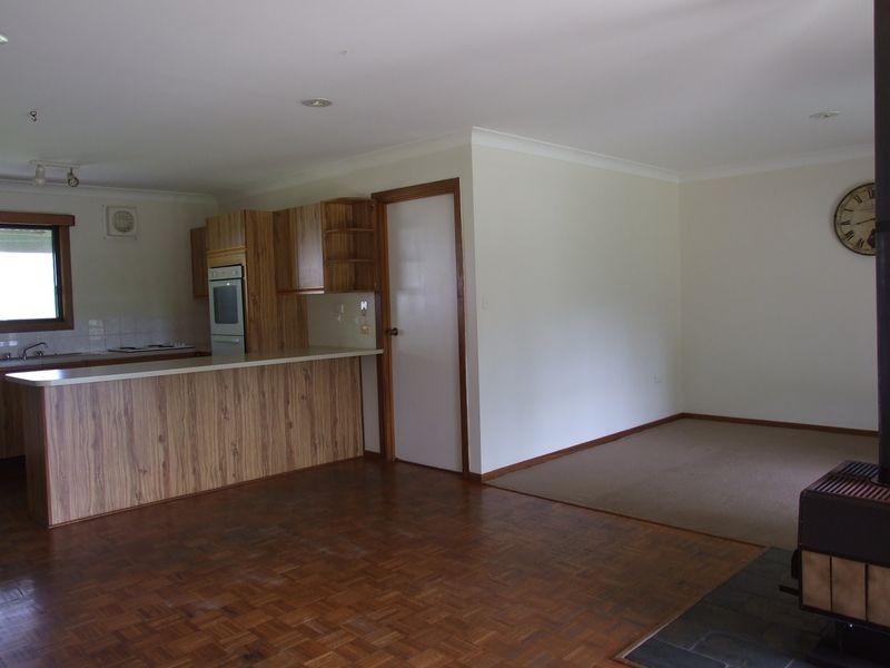 17 Bank Street, Cobargo NSW 2550
