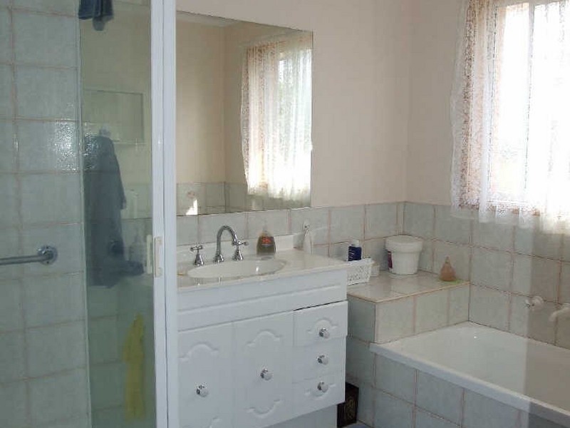 71 Max Slater Drive, Bega NSW 2550