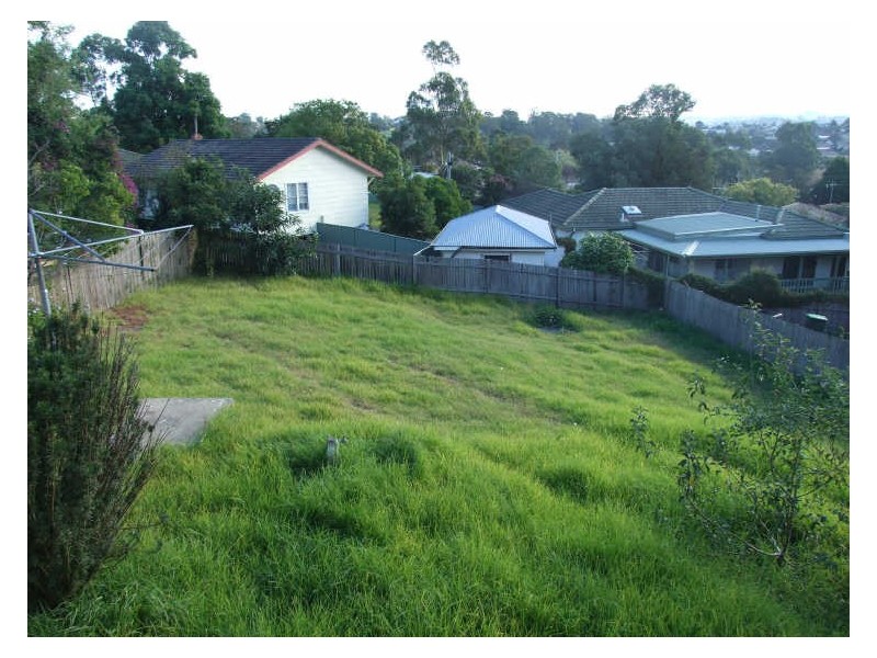 31 Glebe Avenue, Bega NSW 2550