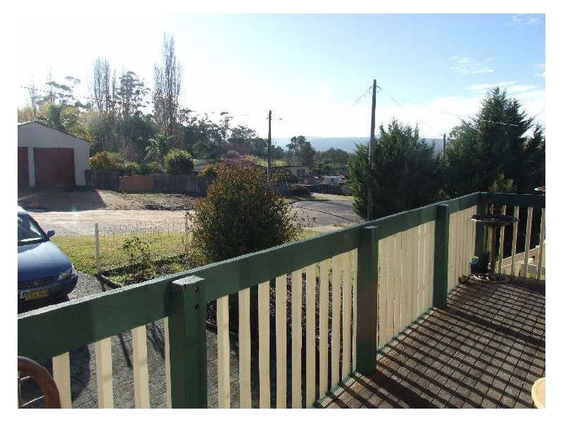 8 Manning Street, Bega NSW 2550