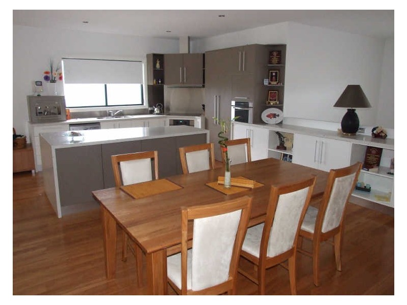 15 Sinclair Street, Bermagui NSW 2546